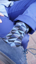 Load image into Gallery viewer, Men&#39;s Azure Triangle Socks