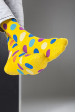 Load image into Gallery viewer, Men&#39;s Mixed Yellow Dot Socks