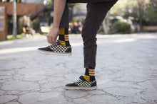 Load image into Gallery viewer, Men&#39;s Orange Stripe Socks